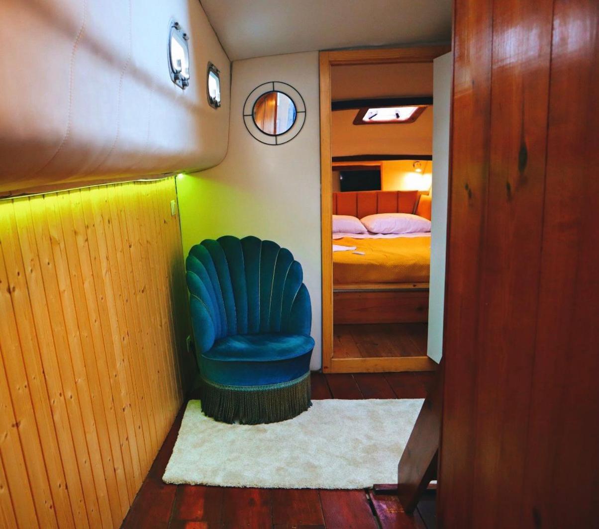 ホテル Sleepboat Luxlife Yatch ポルト エクステリア 写真
