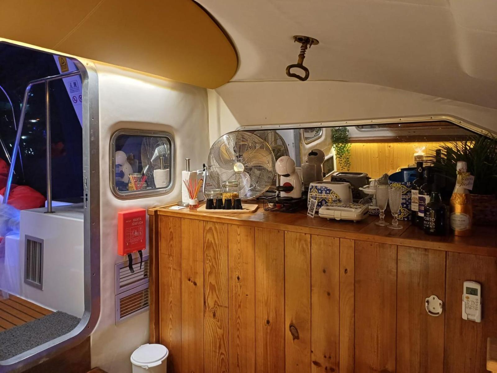 ホテル Sleepboat Luxlife Yatch ポルト エクステリア 写真
