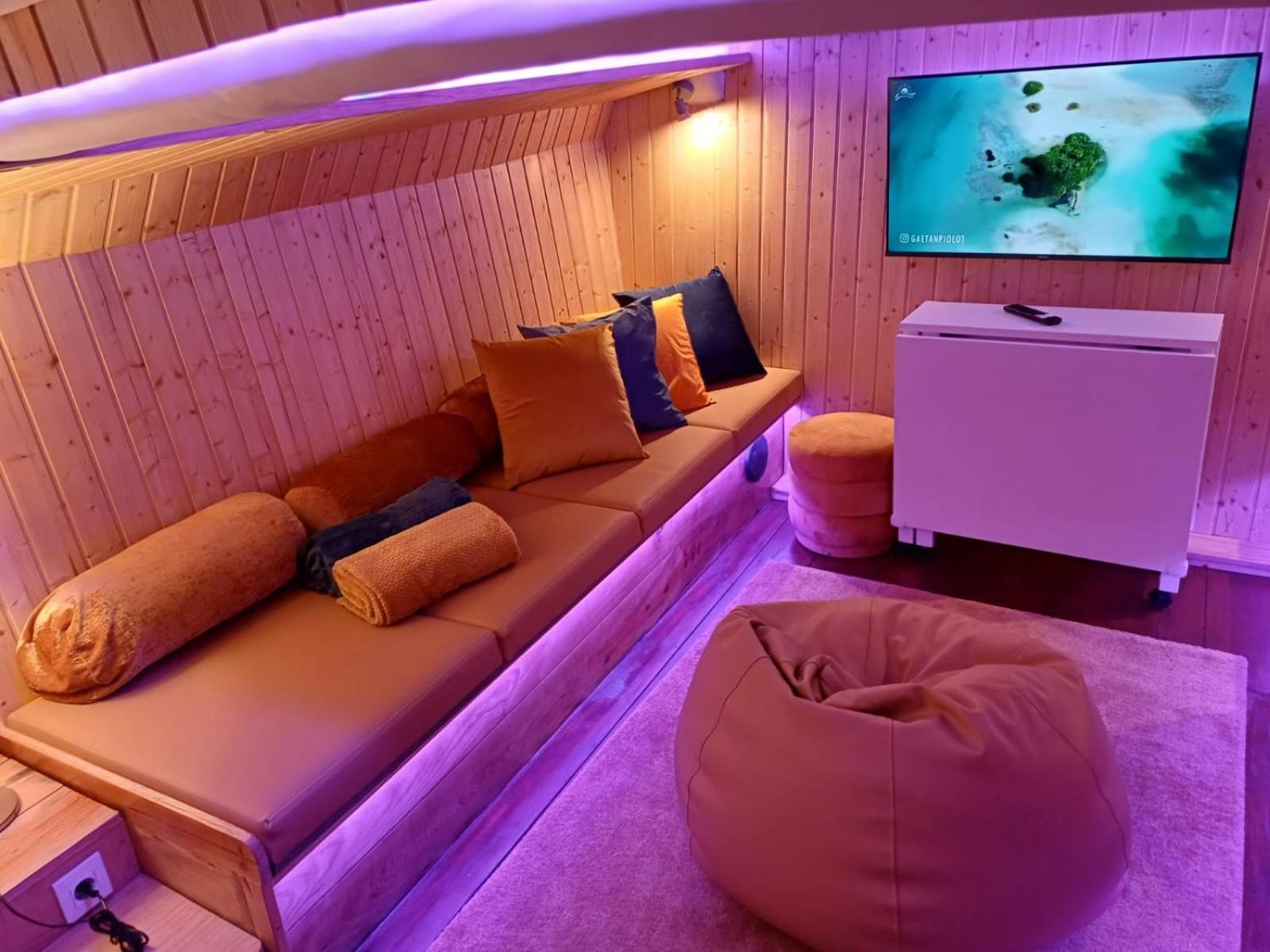 ホテル Sleepboat Luxlife Yatch ポルト エクステリア 写真